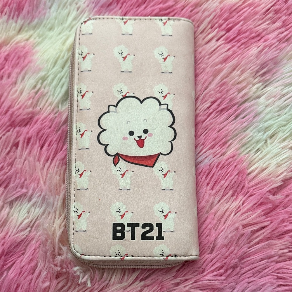 Charming RJ Character Pink Wallet - Picture 2 of 10